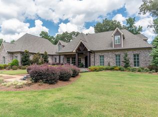 112 Belmont Dr, Starkville, MS 39759