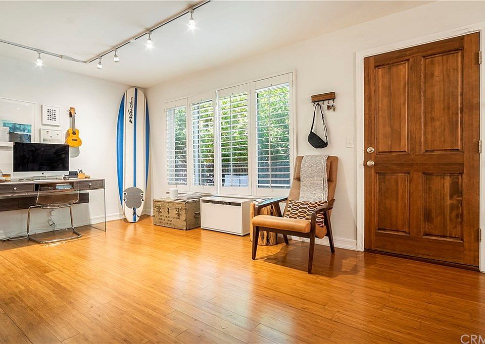 1st image of 441 Raymond Ave APT 3