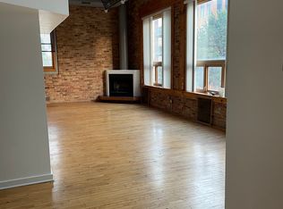 1114 W Belmont Ave APT 1, Chicago, IL 60657