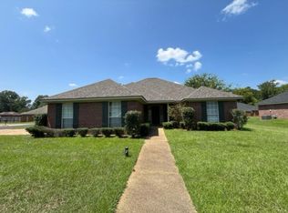 701 Pecan Ct, Brandon, MS 39042