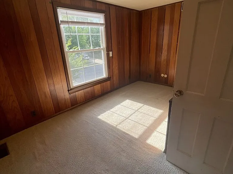 2163 Yorktown Dr — Photo 24
