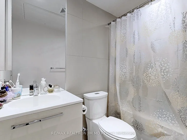 15 Grenville St #3503 — Photo 28