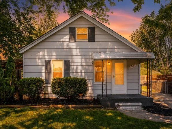 16167 Hauss Ave, Eastpointe, MI 48021