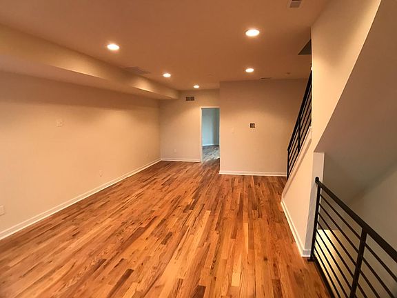 3rd image of 1009 Germantown Ave #B