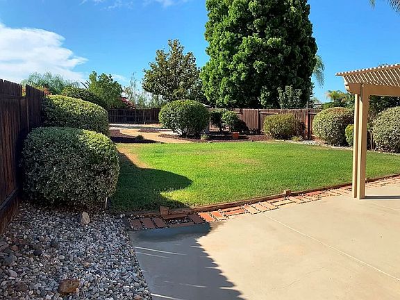 2nd image of 39500 Calle San Clemente