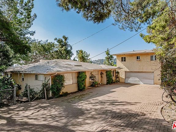 2nd image of 1785 Bel Air Rd