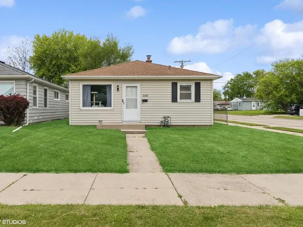 2300 West Lawn AVENUE, Racine, WI 53405