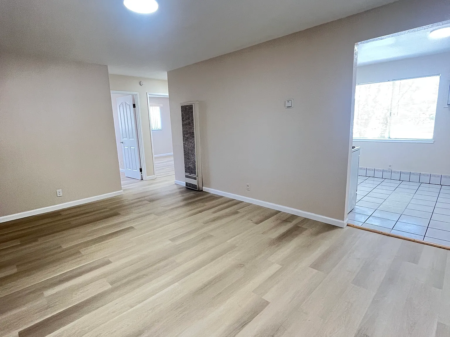 2 bed, 950 sqft, $2,650 — Photo 2