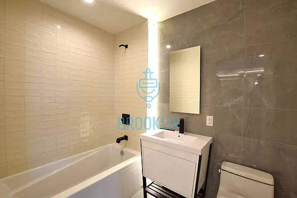 Rented by null | media 11