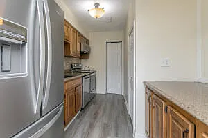 1992 N Waterfront Dr N #D — Photo 11