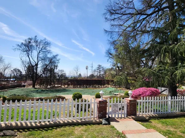 634 E Palm St, Altadena, CA 91001