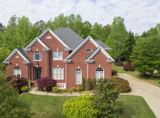 2013 Ewing Estates Dr, Dacula, GA 30019