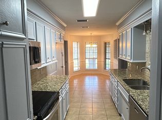 1412 Woodbridge Dr, Tyler, TX 75703
