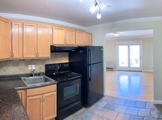 10 Burnham St APT 9, South Portland, ME 04106