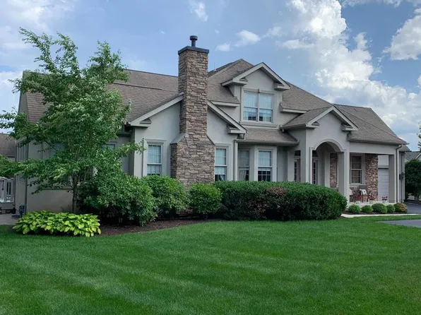 265 Country Club Dr, Telford, PA 18969