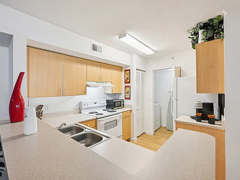 Treasure Cay Apartments — Photo 13