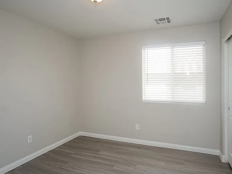 1136 Lilac Charm Ave — Photo 13
