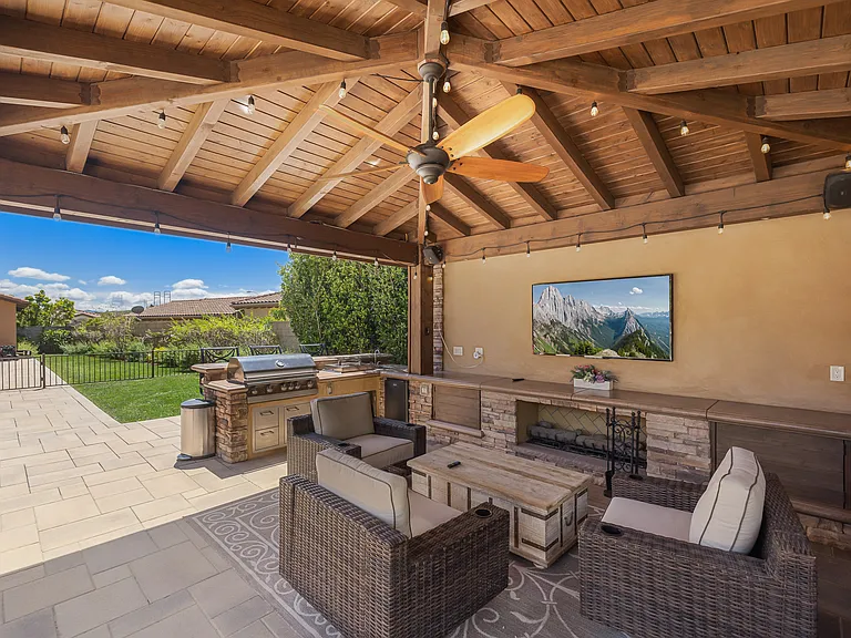 7305 Augusta Dr — Photo 49