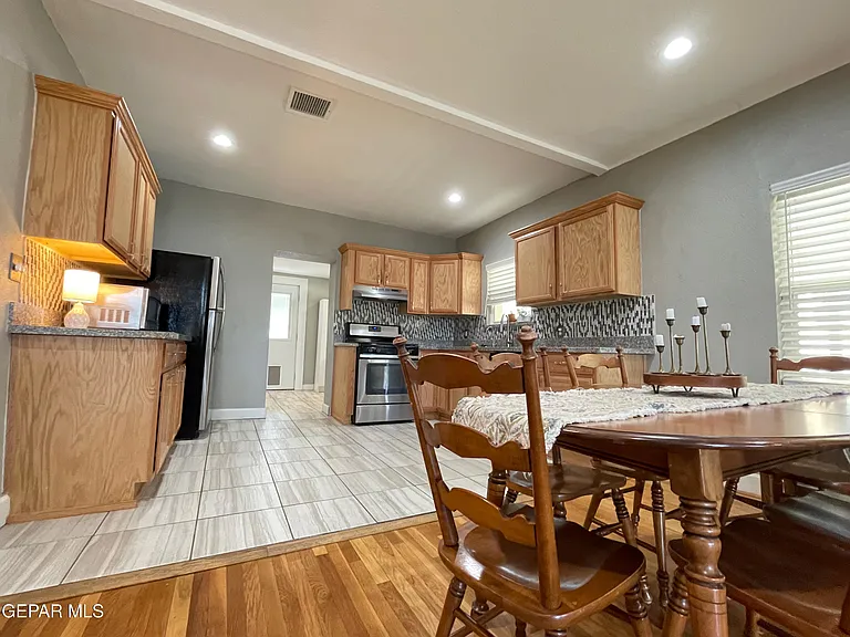 4415 Cumberland Ave — Photo 6