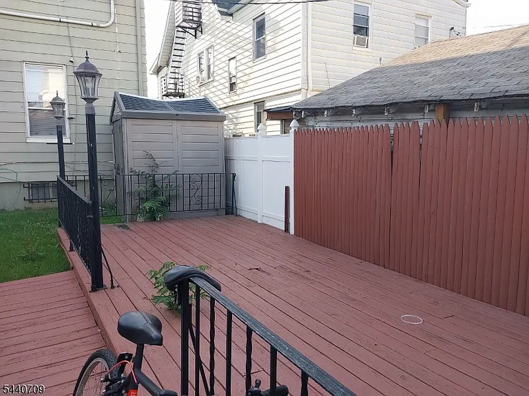 230 Ampere Pkwy — Photo 14