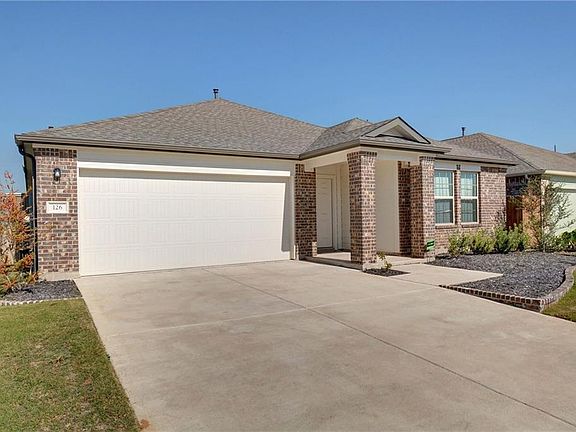 3rd image of 126 Esparza Dr