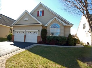 15 Hardenbergh St, Somerset, NJ 08873