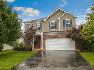 5959 Chatham Dr, Hoffman Estates, IL 60192