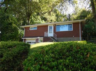 430 Collins Dr, Pittsburgh, PA 15235