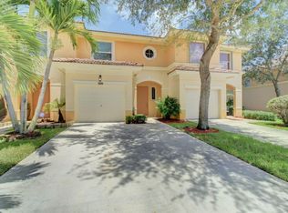 309 River Bluff Ln, Royal Palm Beach, FL 33411