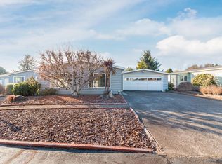 3421 NE Douglas St, Newport, OR 97365