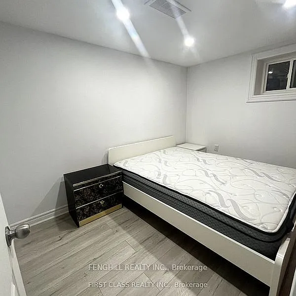 2 bed, $1,890 — Photo 3