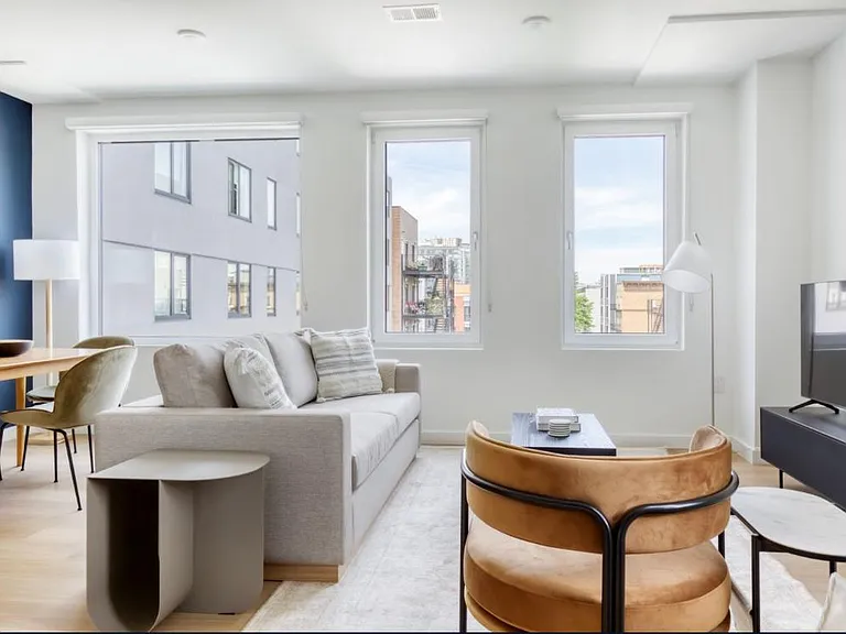 401 Jackson St #4 — Photo 2