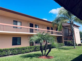 106 Lakeside Ct, Oldsmar, FL 34677