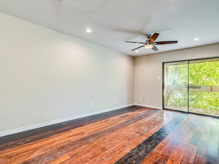 1411 Norwalk Ln #207 — Photo 5
