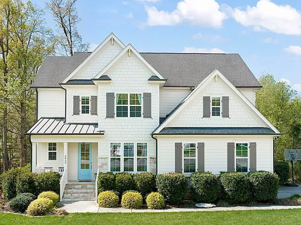 2820 Kingston Manor Dr, Wake Forest, NC 27587