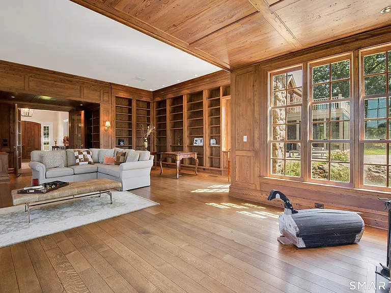 55 Bishop Ln — Photo 14