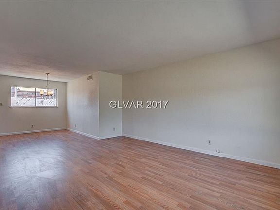 2nd image of 3127 Avondale Ave