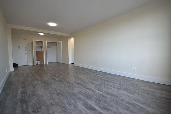 Rented by Silverstein Collection LLC  | media 9