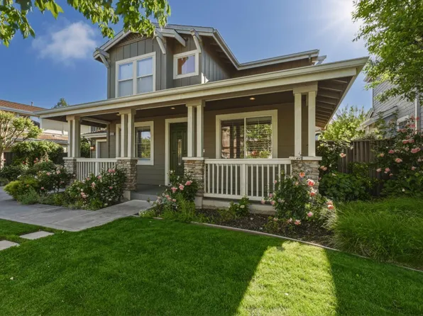 1127 Serendipity Way, Napa, CA 94558