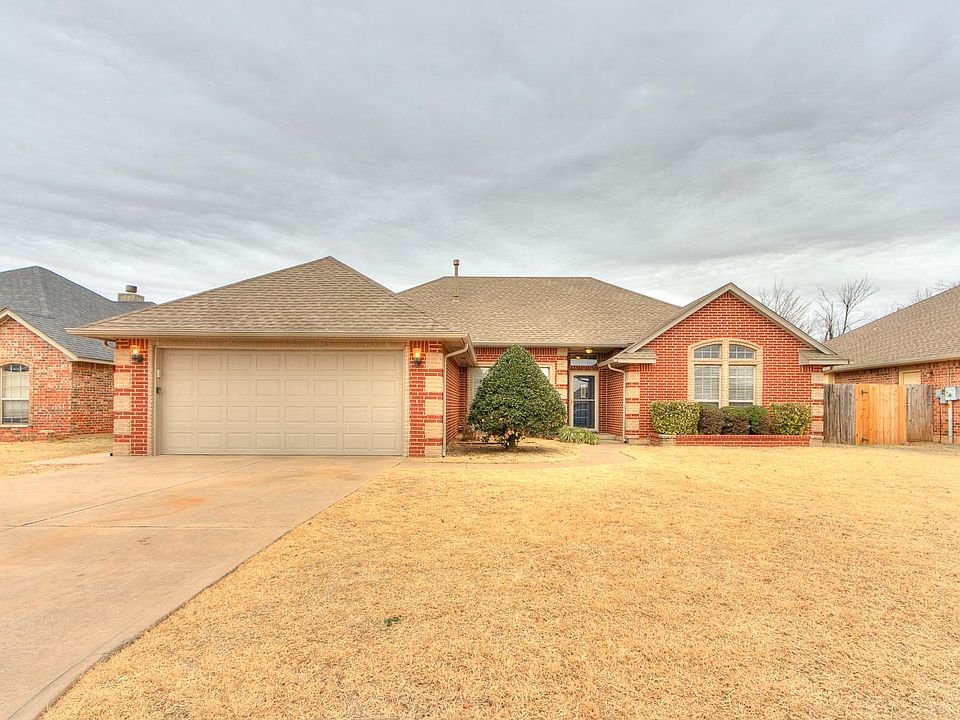 1st image of 17404 Zinc Dr