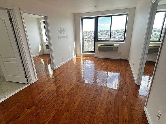 3rd image of 70-26 Queens Blvd #11F