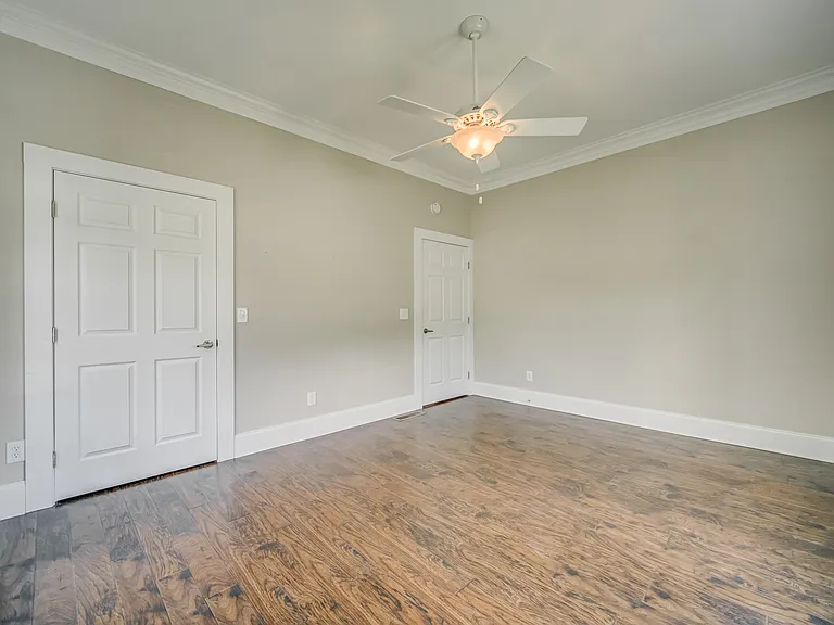 121 Brown St — Photo 27