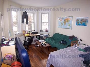2nd image of 1193 Commonwealth Ave #282