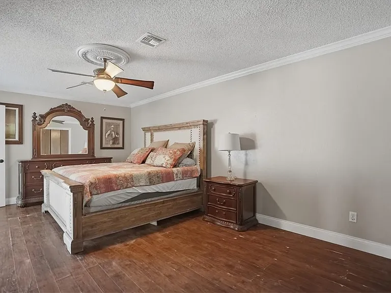 6826 Sahara Dr — Photo 31