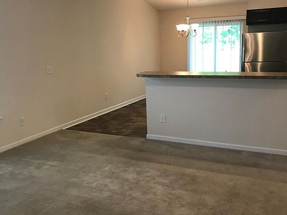 2nd image of 140 Keaton Brook Dr