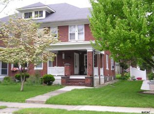 34 E Lincoln Ave, Gettysburg, PA 17325