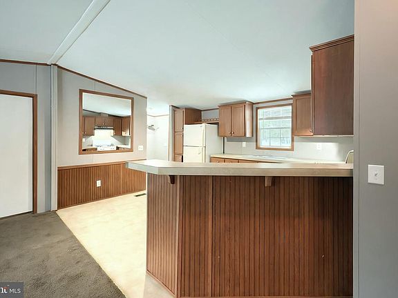 5th image of 299 Nawakwa Rd