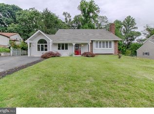 146 Whitman Dr, Turnersville, NJ 08012
