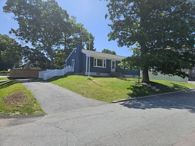 58 Stone St, Fall River, MA, 02723