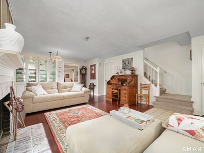 6 Barrington Drive APT B, Wethersfield, CT, 06109